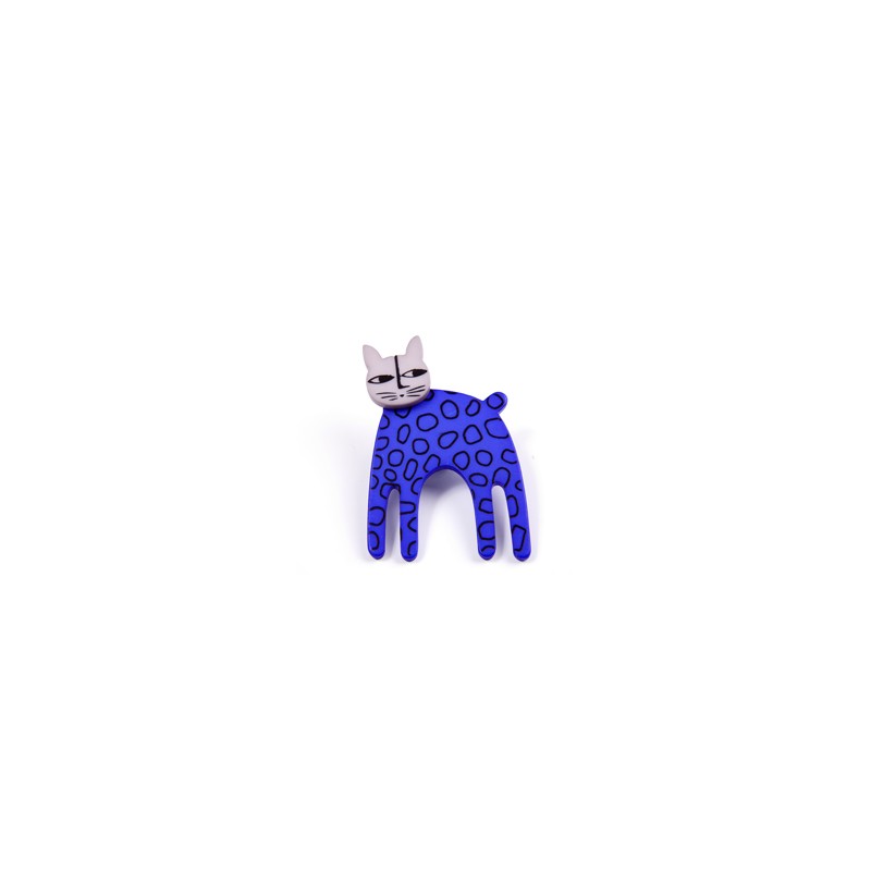 Cat, long, blue w black dots, grey head