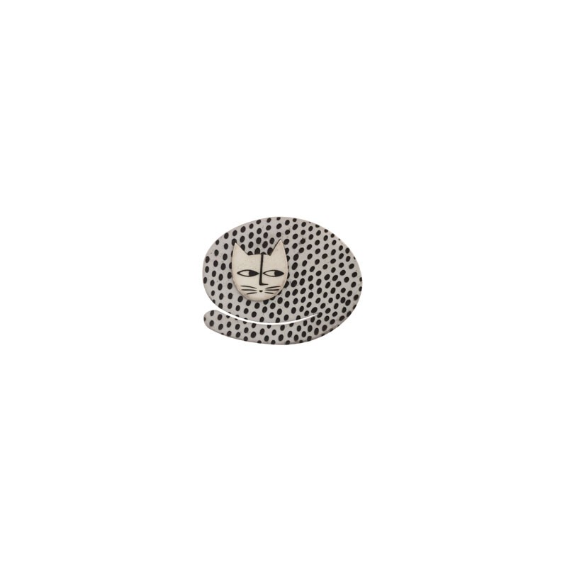 Cat, round, grey with black dots, grey head