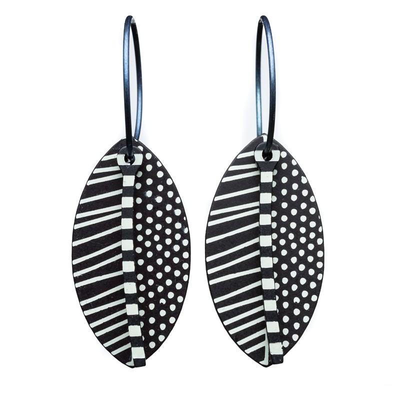 Leaf, black with white stripes and dots, black and white stalk