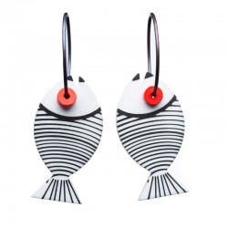 Fish, round, white w black...