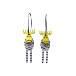 Moose, round, straight...