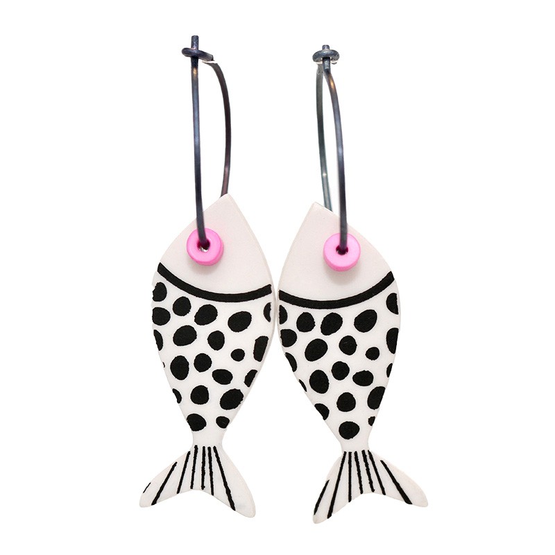 Fish, long, white w black dots, pink eye