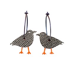 Raven, black w white dots,...