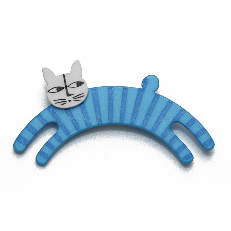 Cat, jumping, blue with dark blue stripes, grey head