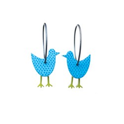 Hen, light blue with blue...